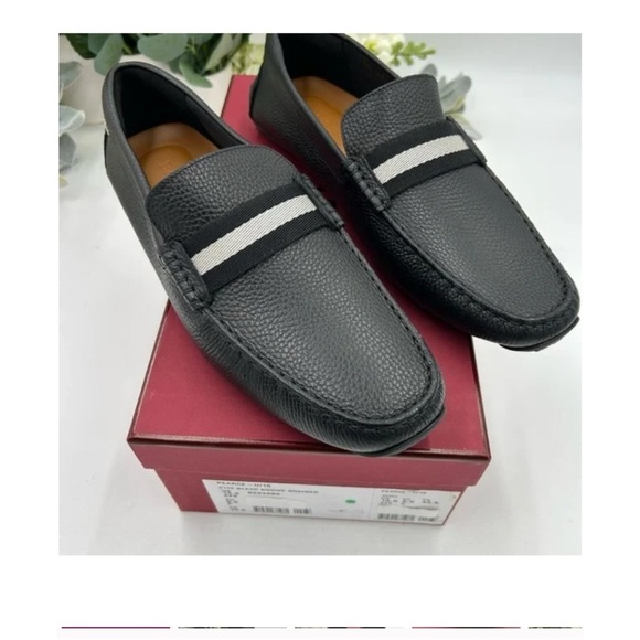 Bally pebble grain, leather driver loafers size 10.5 made in Italy main image 7